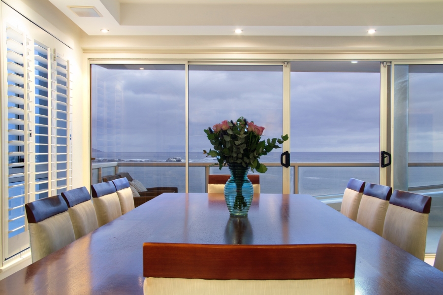 3 Bedroom Property for Sale in Clifton Western Cape